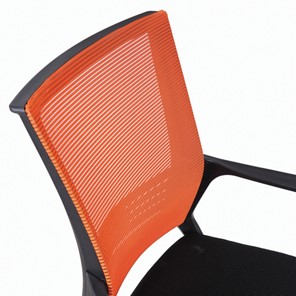 Кресло офисное Brabix Balance MG-320 (с подлокотниками, комбинированное черное/оранжевое) 531832 в Шахтах - предосмотр 3