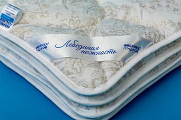 Одеяло всесезонное полутороспальное Лебединая нежность в Таганроге - предосмотр 1